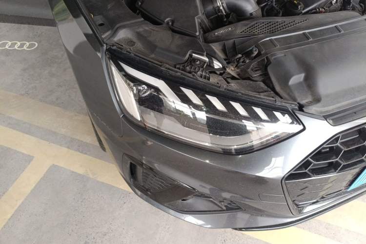 Used Audi A4L 2023 40 TFSI Luxury Dynamic Model Right Front Headlight