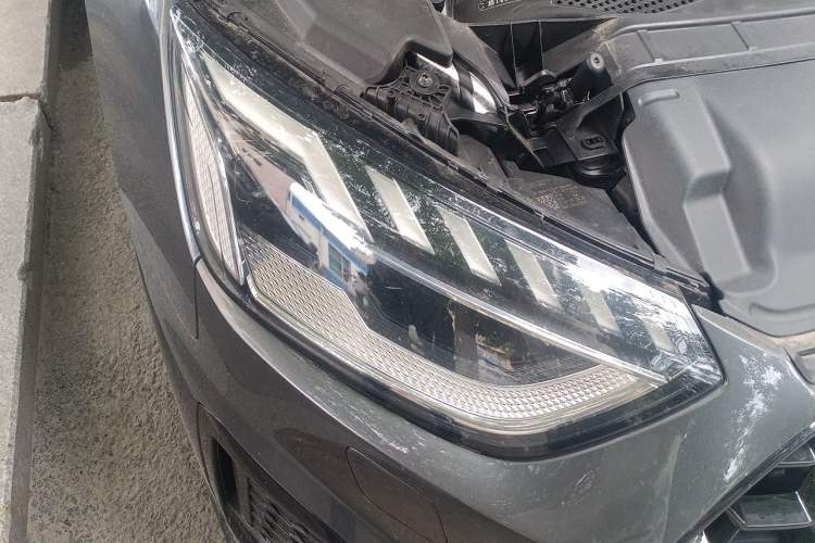 Used Audi A4L 2023 40 TFSI quattro Luxury Dynamic Edition Right Front Headlight