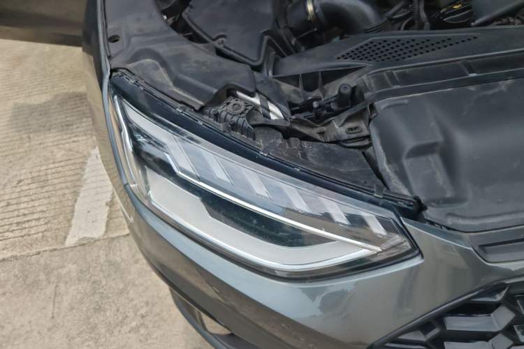 Used Audi A4L 2023 40 TFSI Luxury Dynamic Model Right Front Headlight