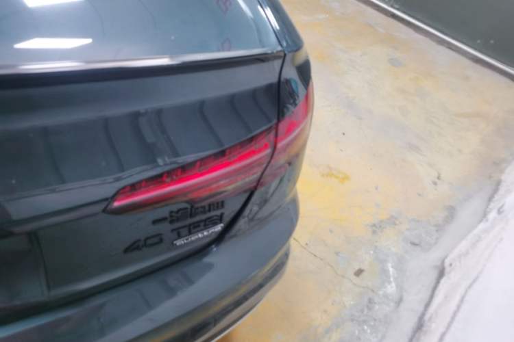 Used Audi A4L 2023 40 TFSI quattro Luxury Dynamic Edition Right Rear Taillight