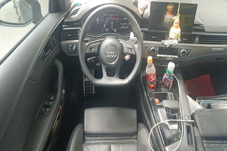 Used Audi A4L 2023 40 TFSI quattro Luxury Dynamic Edition Steering Wheel