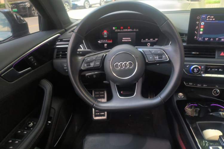 Used Audi A4L 2023 40 TFSI Bang & Olufsen Starry Night Edition Steering Wheel
