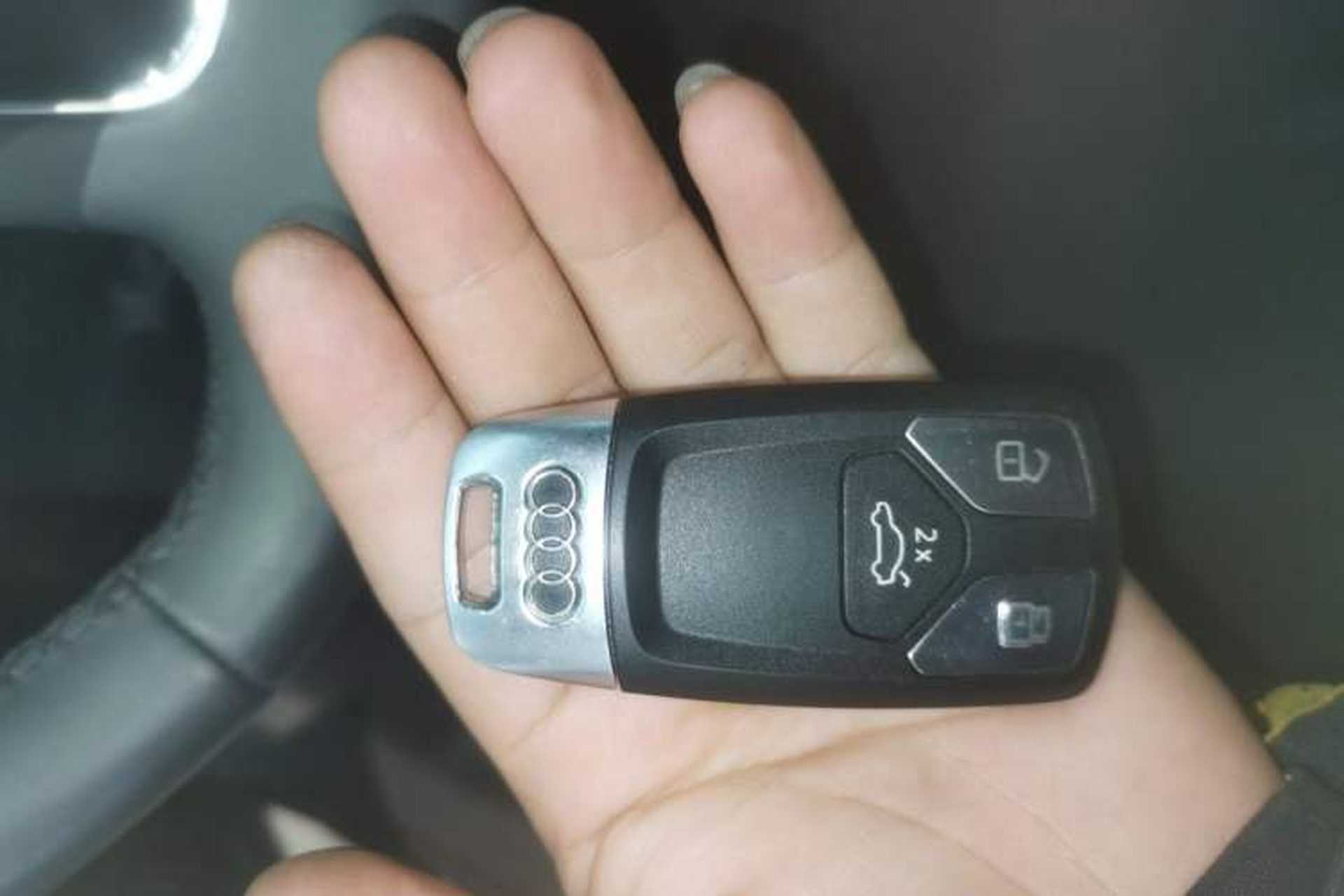 Used Audi A4L 2023 40 TFSI quattro Luxury Dynamic Edition Vehicle Key