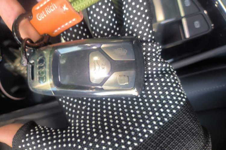 Used Audi A4L 2023 40 TFSI Bang & Olufsen Starry Night Edition Vehicle Key