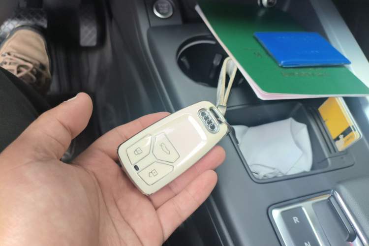 Used Audi A4L 2023 40 TFSI Fashion Dynamic Model Vehicle Key