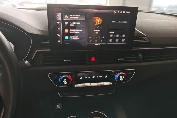 Used Audi A4L 2023 40 TFSI Luxury Dynamic Model Audio And AC Panel