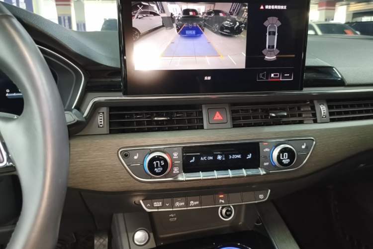 Used Audi A4L 2023 40 TFSI Luxury Dynamic Model Audio And AC Panel