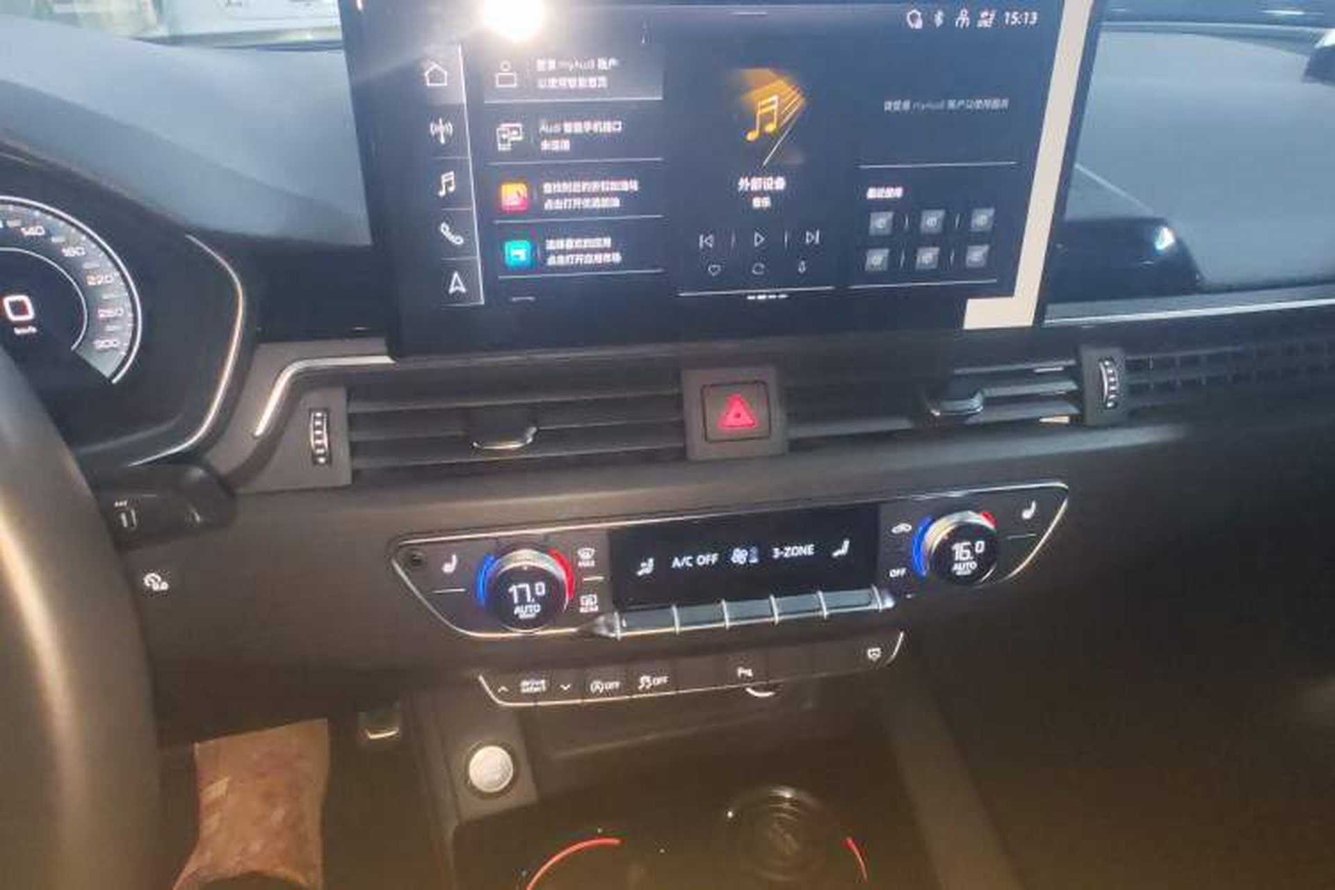 Used Audi A4L 2023 40 TFSI Luxury Dynamic Model Audio And AC Panel