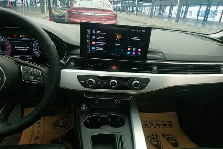 Used Audi A4L 2023 40 TFSI Fashion Dynamic Model Audio And AC Panel