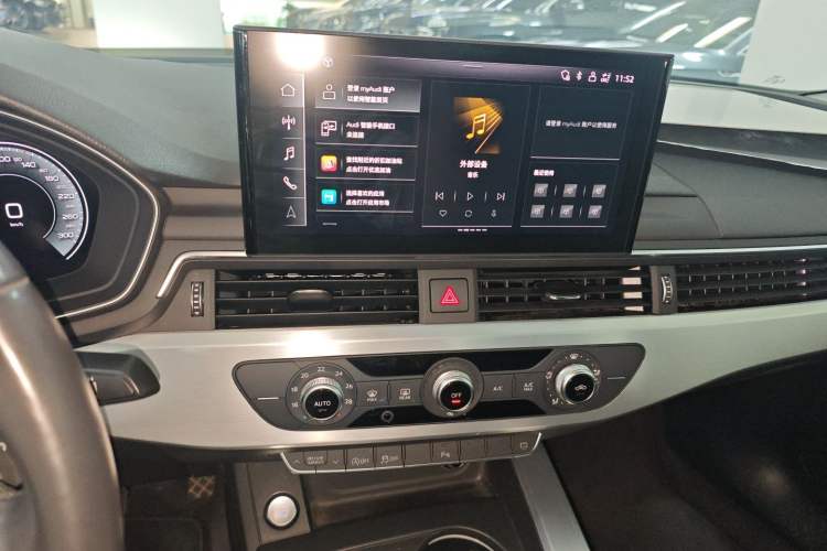 Used Audi A4L 2023 40 TFSI Fashion Dynamic Model Audio And AC Panel