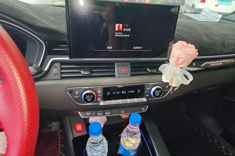 Used Audi A4L 2023 40 TFSI Luxury Dynamic Model Audio And AC Panel