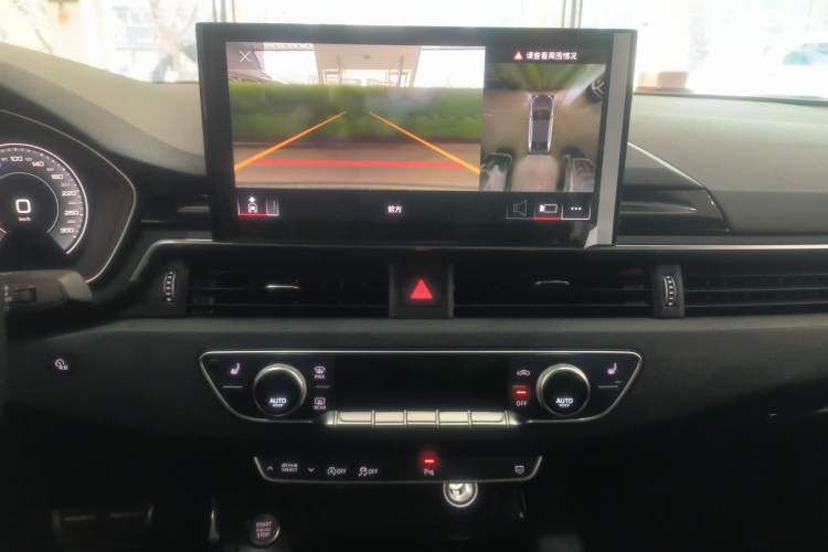 Used Audi A4L 2023 40 TFSI Luxury Dynamic Model Audio And AC Panel