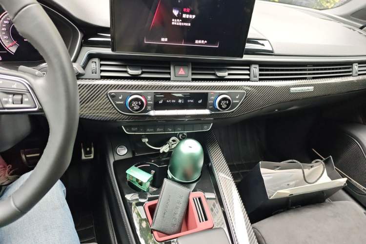 Used Audi A4L 2023 45 TFSI quattro Prestige Dynamic Edition Audio And AC Panel