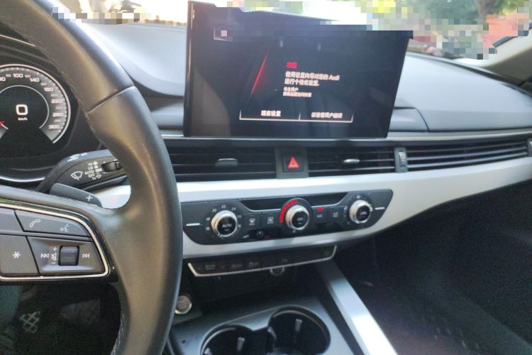 Used Audi A4L 2023 40 TFSI Fashion Dynamic Model Audio And AC Panel