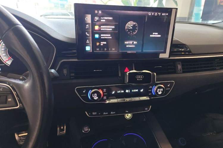 Used Audi A4L 2023 40 TFSI Luxury Dynamic Model Audio And AC Panel