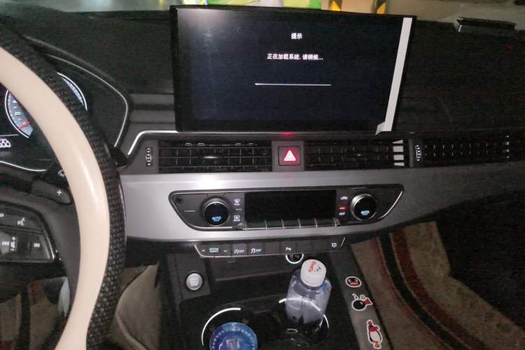 Used Audi A4L 2023 40 TFSI Fashion Dynamic Model Audio And AC Panel