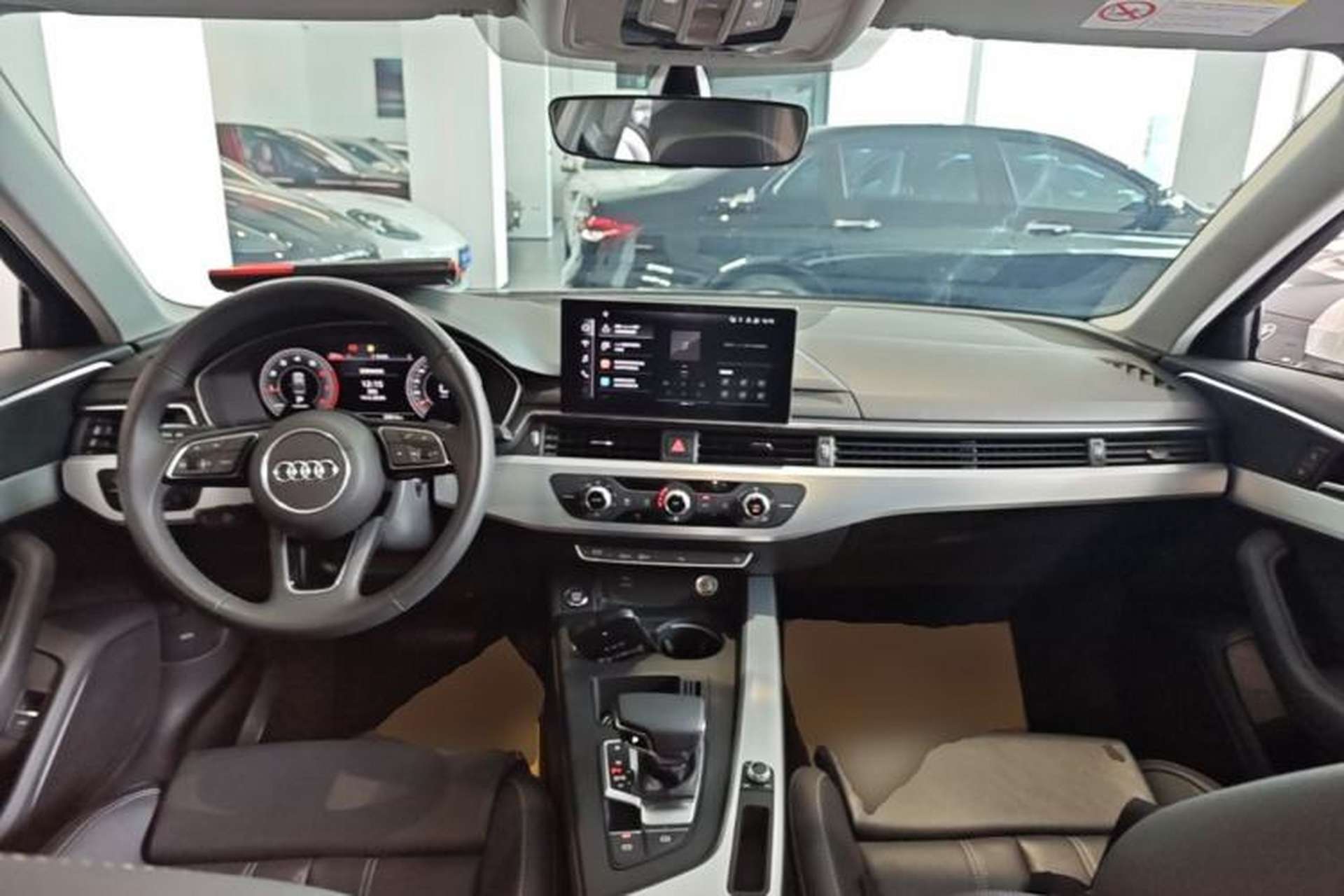 Used Audi A4L 2023 40 TFSI Fashion Dynamic Model Center Console