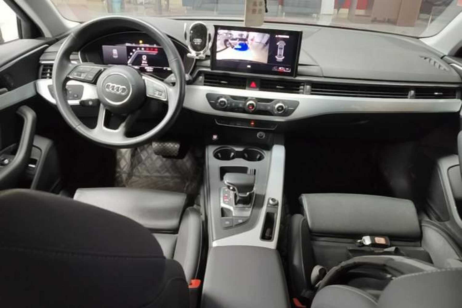 Used Audi A4L 2023 40 TFSI Fashion Dynamic Model Center Console