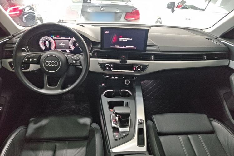 Used Audi A4L 2023 40 TFSI Fashion Dynamic Model Center Console