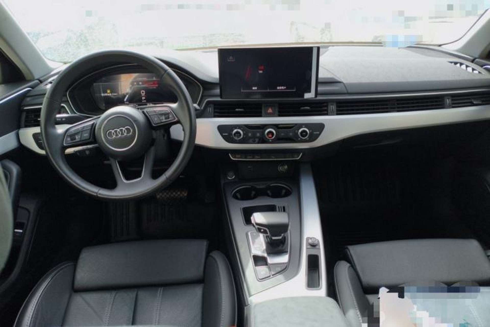 Used Audi A4L 2023 40 TFSI Fashion Dynamic Model Center Console