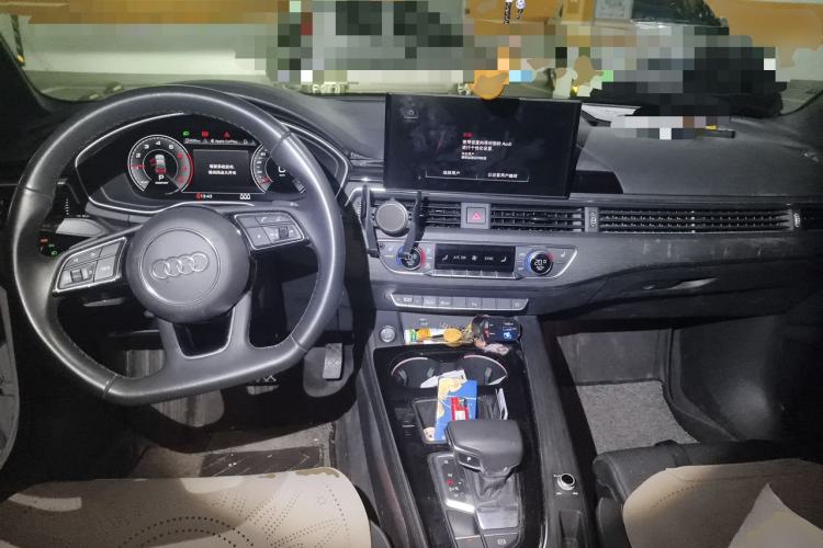 Used Audi A4L 2023 40 TFSI Luxury Dynamic Model Center Console