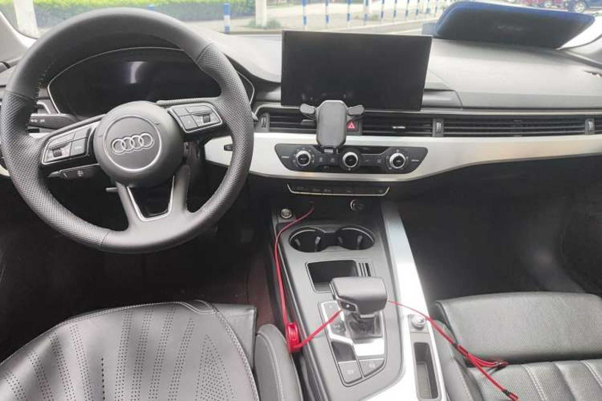 Used Audi A4L 2023 40 TFSI Fashion Dynamic Model Center Console