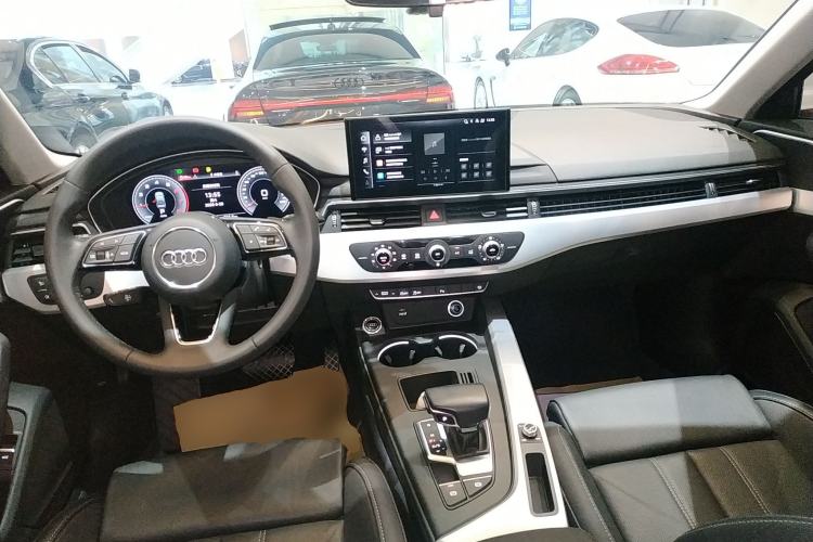 Used Audi A4L 2023 40 TFSI Fashion Dynamic Model Center Console