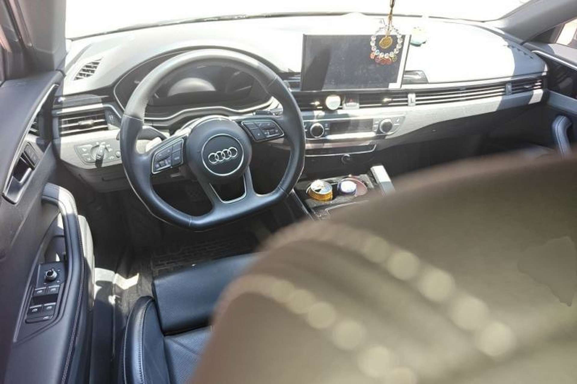 Used Audi A4L 2023 40 TFSI Luxury Dynamic Model Center Console