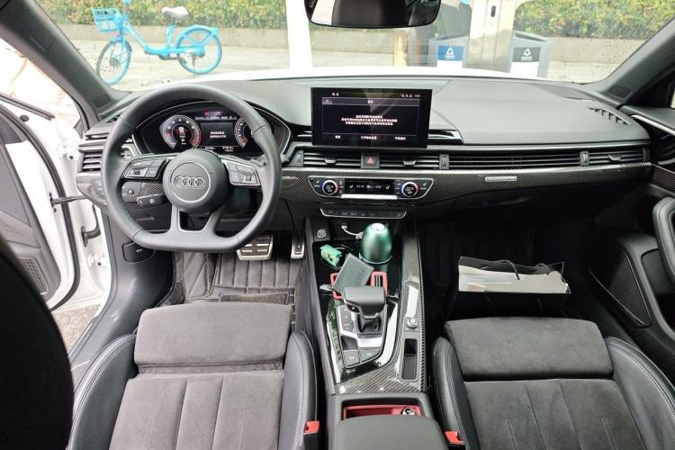 Used Audi A4L 2023 45 TFSI quattro Prestige Dynamic Edition Center Console