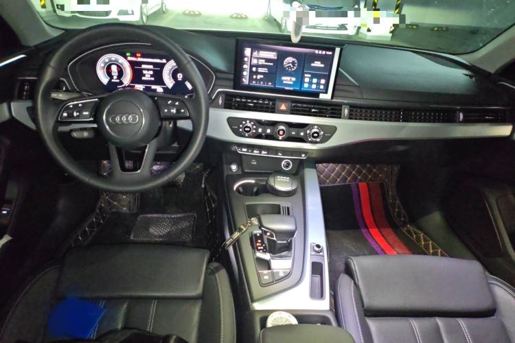 Used Audi A4L 2023 40 TFSI Fashion Dynamic Model Center Console