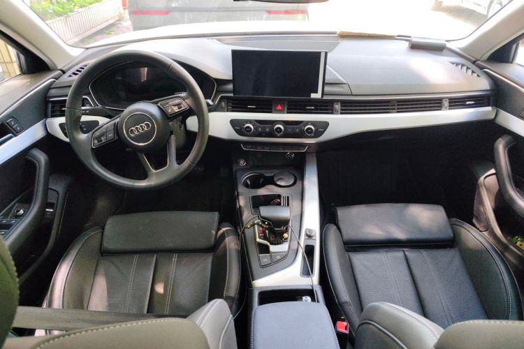 Used Audi A4L 2023 40 TFSI Fashion Dynamic Model Center Console