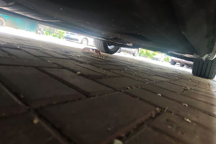Used Audi A4L 2023 40 TFSI Fashion Dynamic Model Chassis Front Left