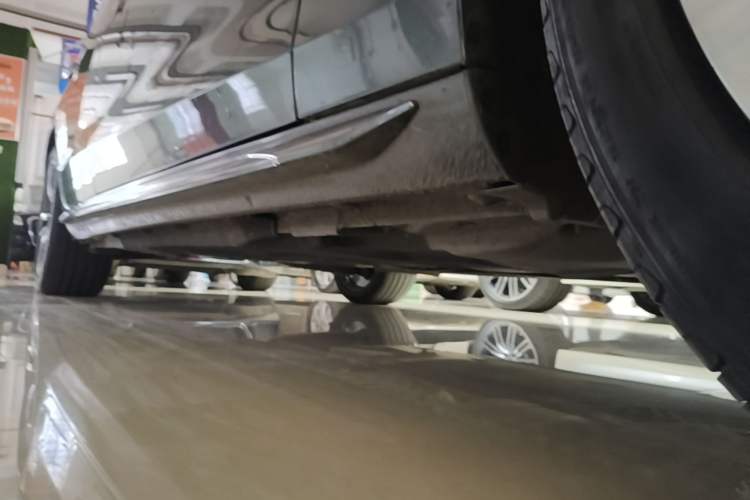 Used Audi A4L 2023 40 TFSI Fashion Dynamic Model Chassis Front Right