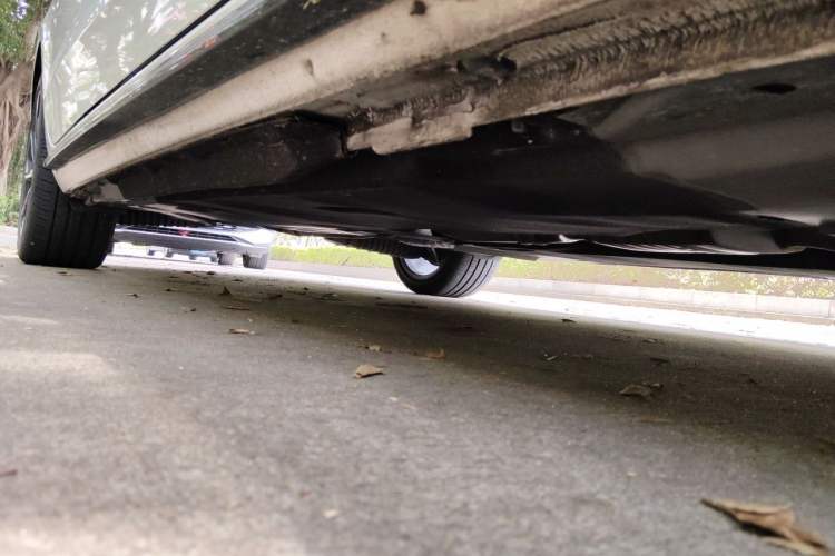 Used Audi A4L 2023 40 TFSI Luxury Dynamic Model Chassis Front Right