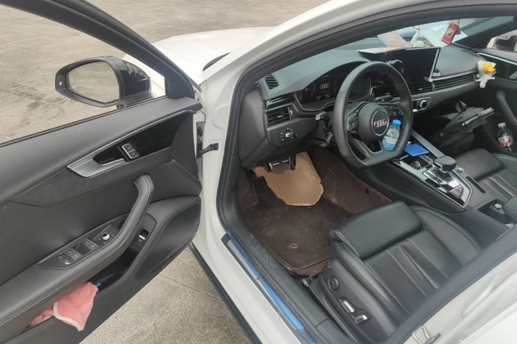 Used Audi A4L 2023 40 TFSI Luxury Dynamic Model Driver Seat