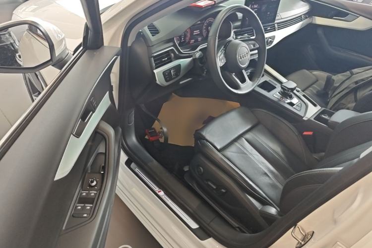 Used Audi A4L 2023 40 TFSI Fashion Dynamic Model Driver Seat