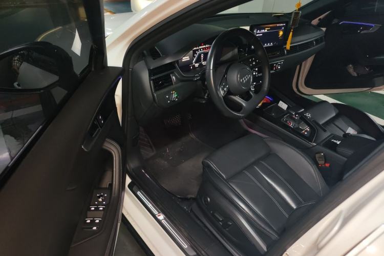 Used Audi A4L 2023 40 TFSI Luxury Dynamic Model Driver Seat
