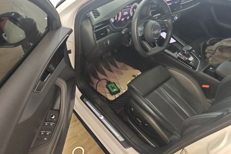 Used Audi A4L 2023 40 TFSI Luxury Dynamic Model Driver Seat
