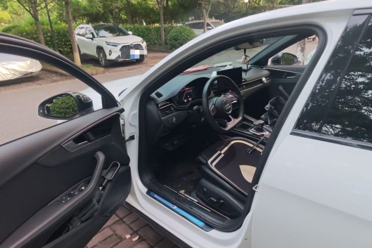 Used Audi A4L 2023 40 TFSI Luxury Dynamic Model Driver Seat