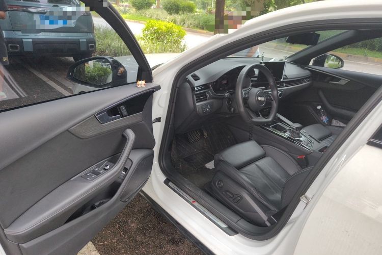 Used Audi A4L 2023 40 TFSI Luxury Dynamic Model Driver Seat