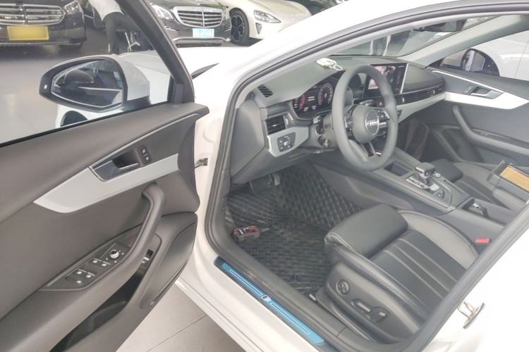 Used Audi A4L 2023 40 TFSI Fashion Dynamic Model Driver Seat