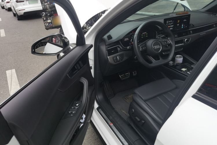 Used Audi A4L 2023 40 TFSI quattro Luxury Dynamic Edition Driver Seat