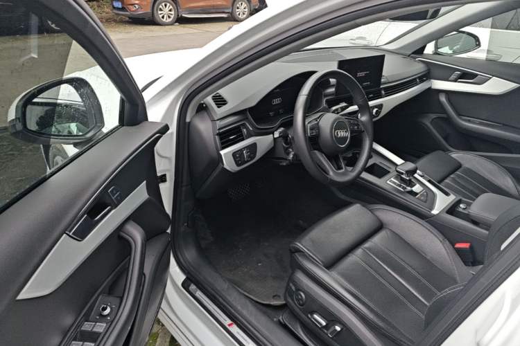 Used Audi A4L 2023 40 TFSI Fashion Dynamic Model Driver Seat