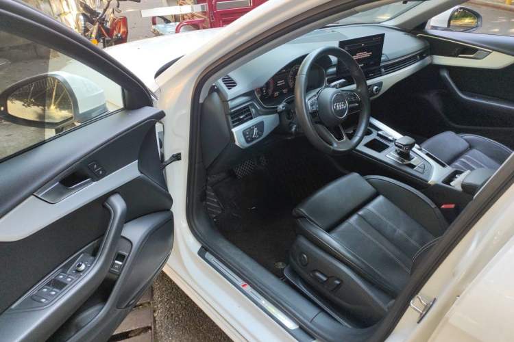 Used Audi A4L 2023 40 TFSI Fashion Dynamic Model Driver Seat