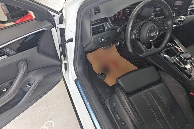 Used Audi A4L 2023 40 TFSI Luxury Dynamic Model Driver Seat