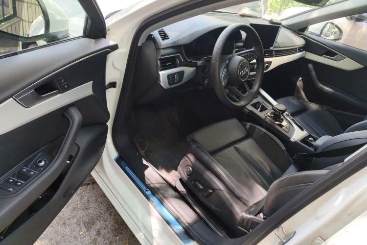 Used Audi A4L 2023 40 TFSI Fashion Dynamic Model Driver Seat