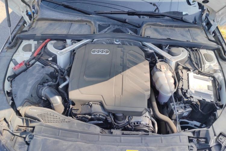 Used Audi A4L 2023 40 TFSI quattro Luxury Dynamic Edition Engine Bay