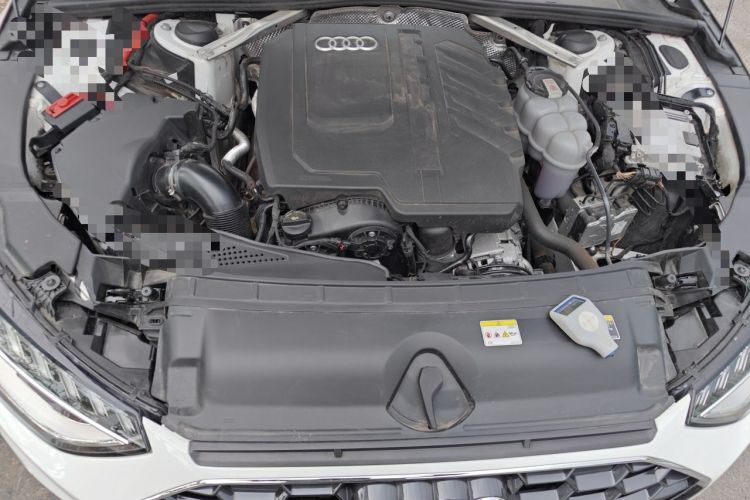Used Audi A4L 2023 40 TFSI Fashion Dynamic Model Engine Bay