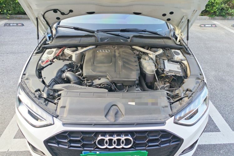 Used Audi A4L 2023 40 TFSI Luxury Dynamic Model Engine Bay
