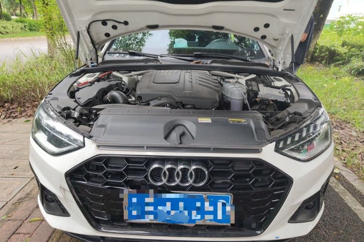 Used Audi A4L 2023 40 TFSI Luxury Dynamic Model Engine Bay